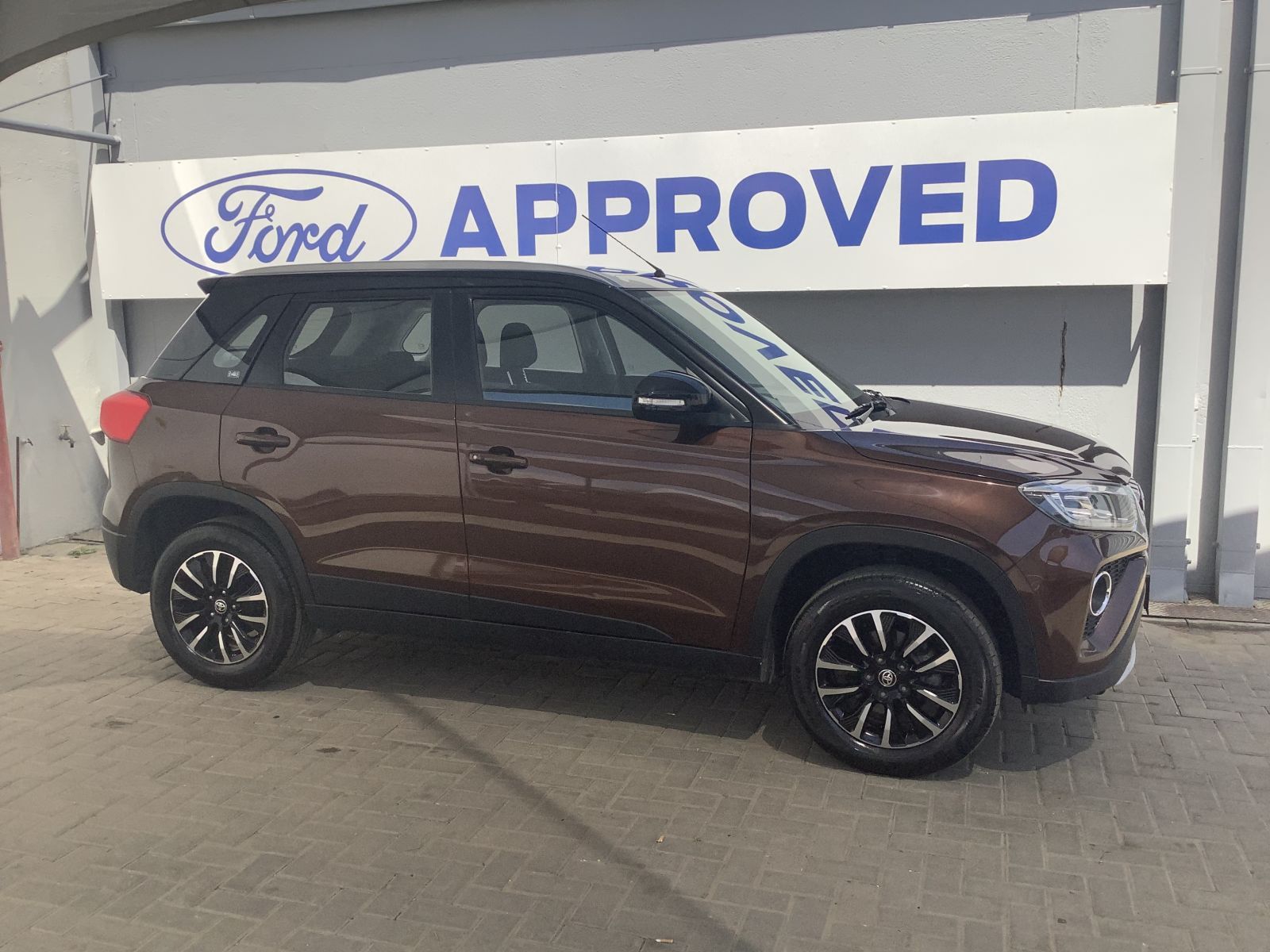 Lyalonga Toyota Urban Cruiser atulanditha mo Namibia