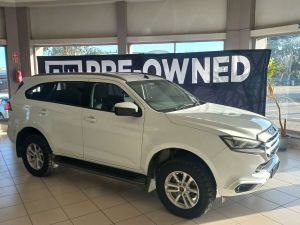Isuzu MU-X