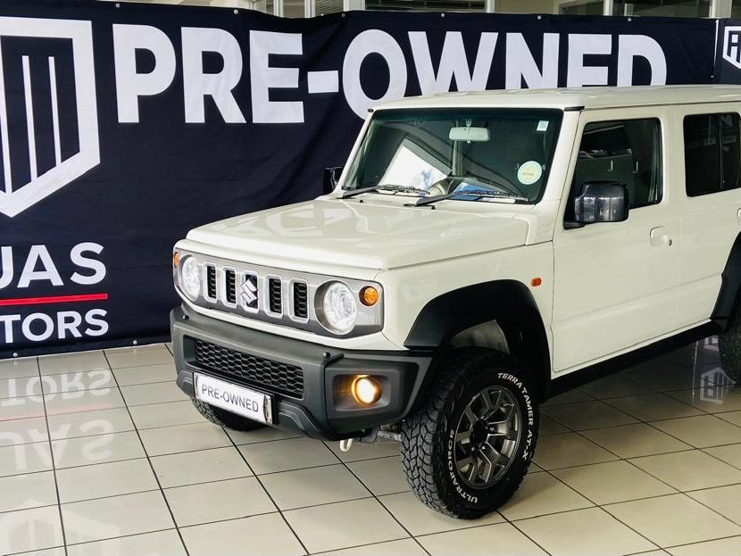 Lyalonga Suzuki Jimny atulanditha mo Namibia