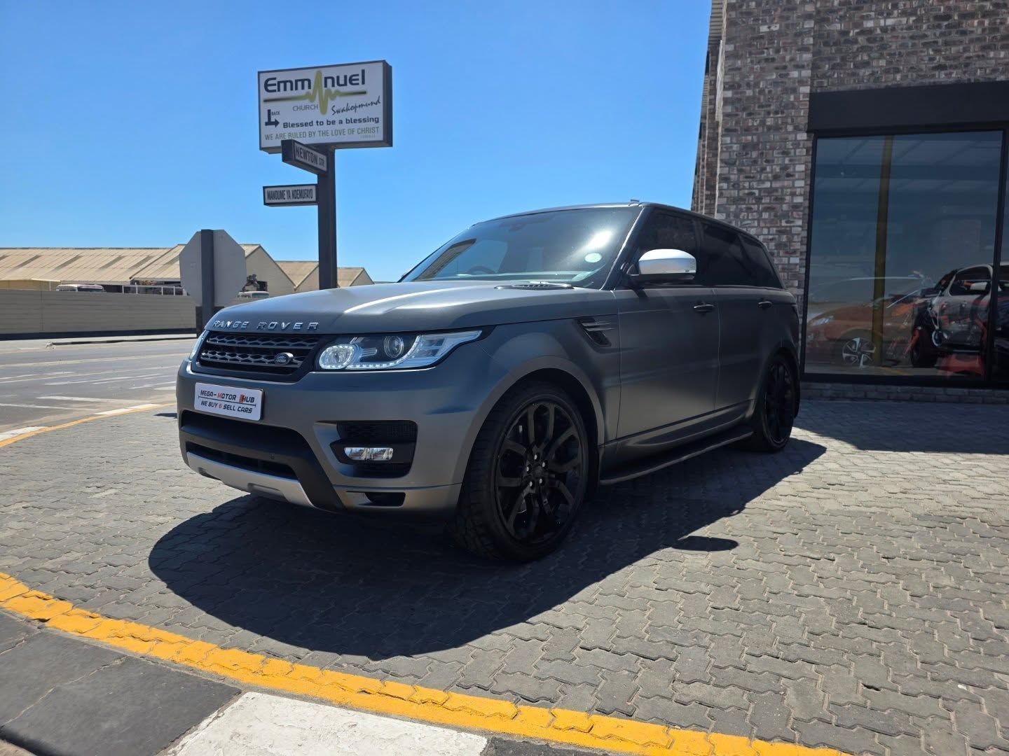 Lyalonga Land Rover Range Rover Sport atulanditha mo Namibia