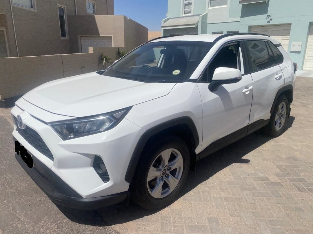 Lyalonga Toyota Rav4 atulanditha mo Namibia