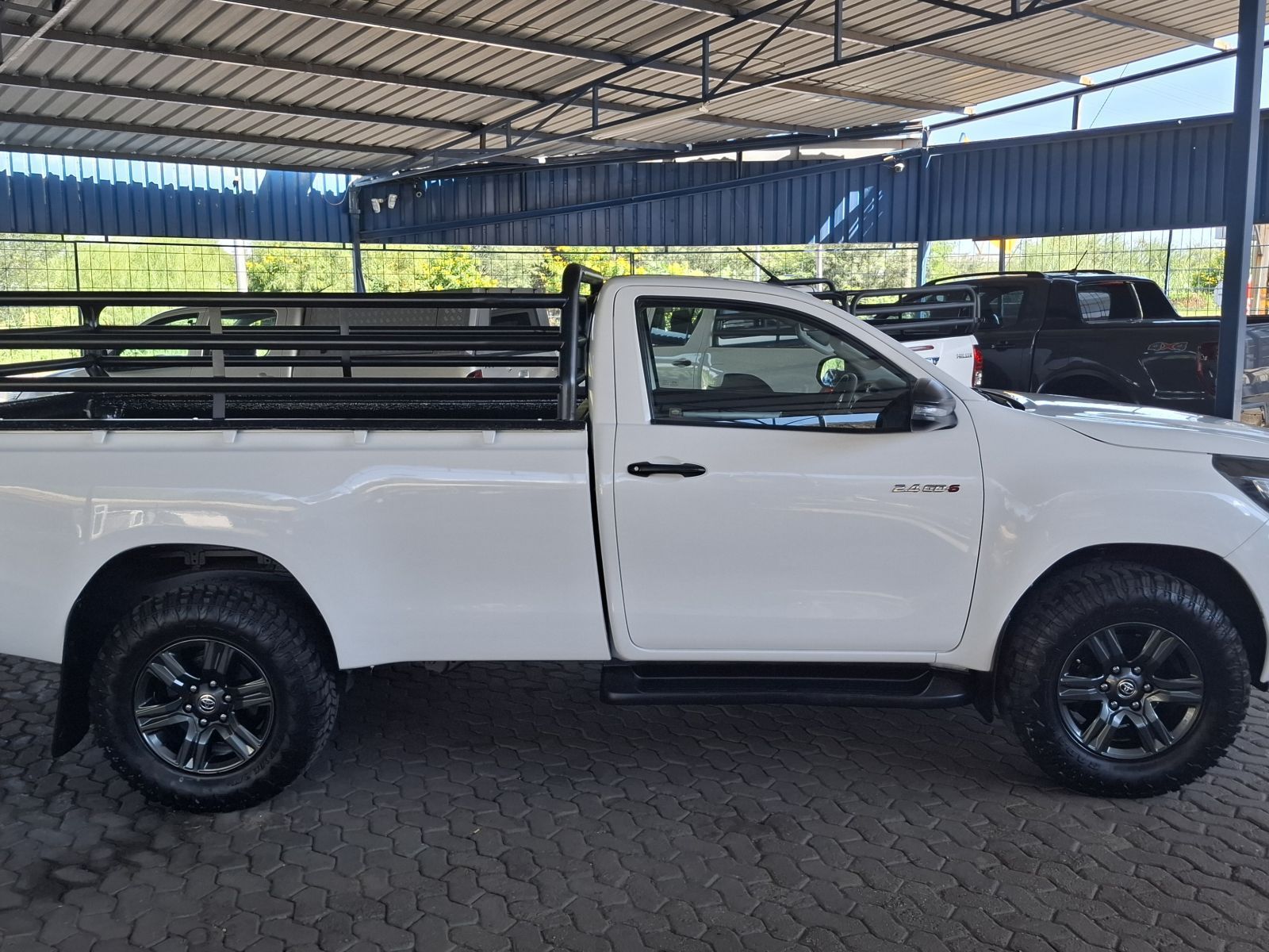 Lyalonga Toyota Hilux atulanditha mo Namibia