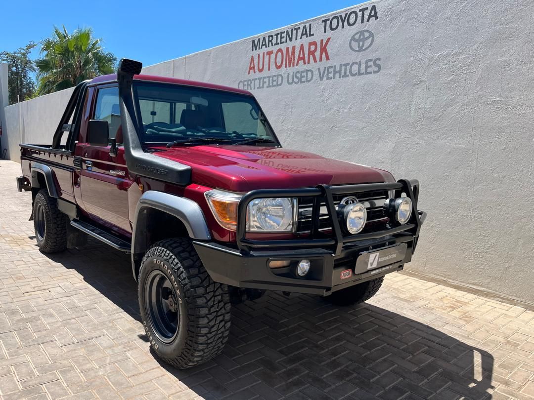 Lyalonga Toyota Land Cruiser atulanditha mo Namibia