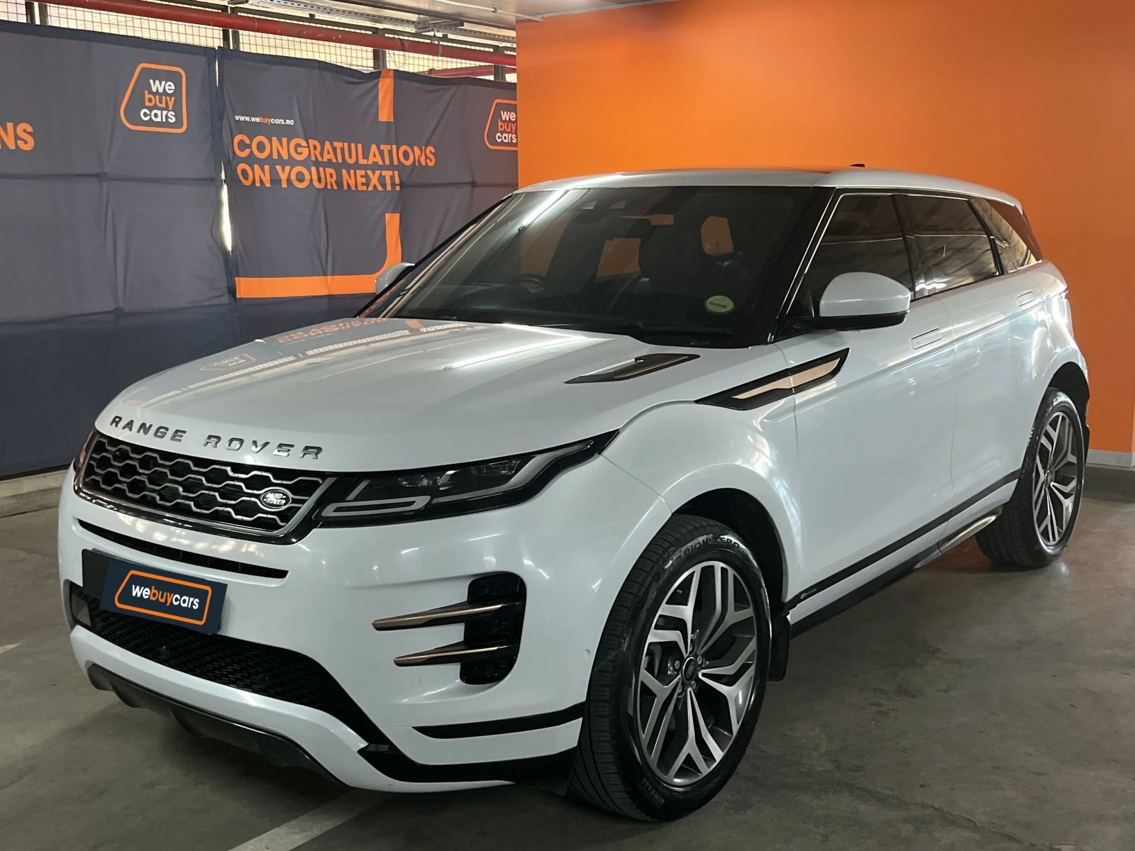 Lyalonga Land Rover Range Rover atulanditha mo Namibia