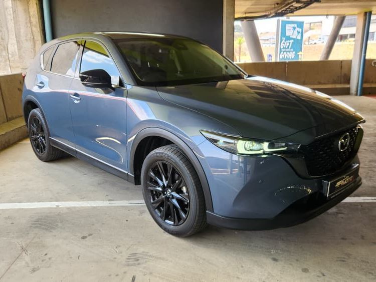 Lyalonga Mazda CX-5 atulanditha mo Namibia