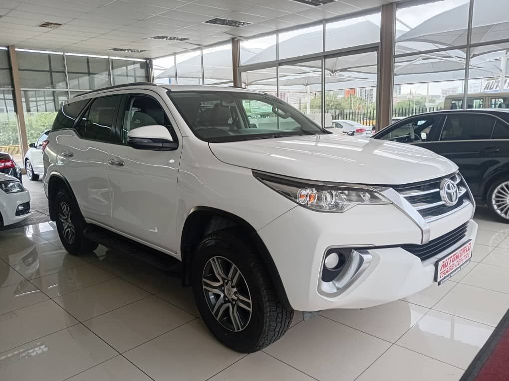 Lyalonga Toyota Fortuner atulanditha mo Namibia