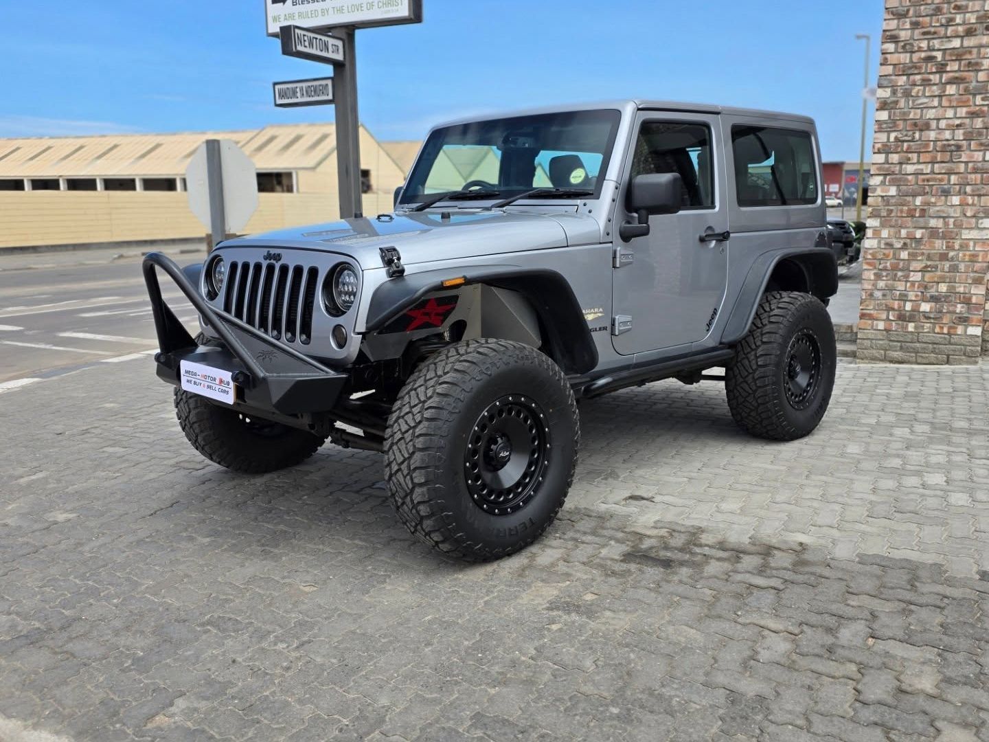 Lyalonga Jeep Wrangler atulanditha mo Namibia