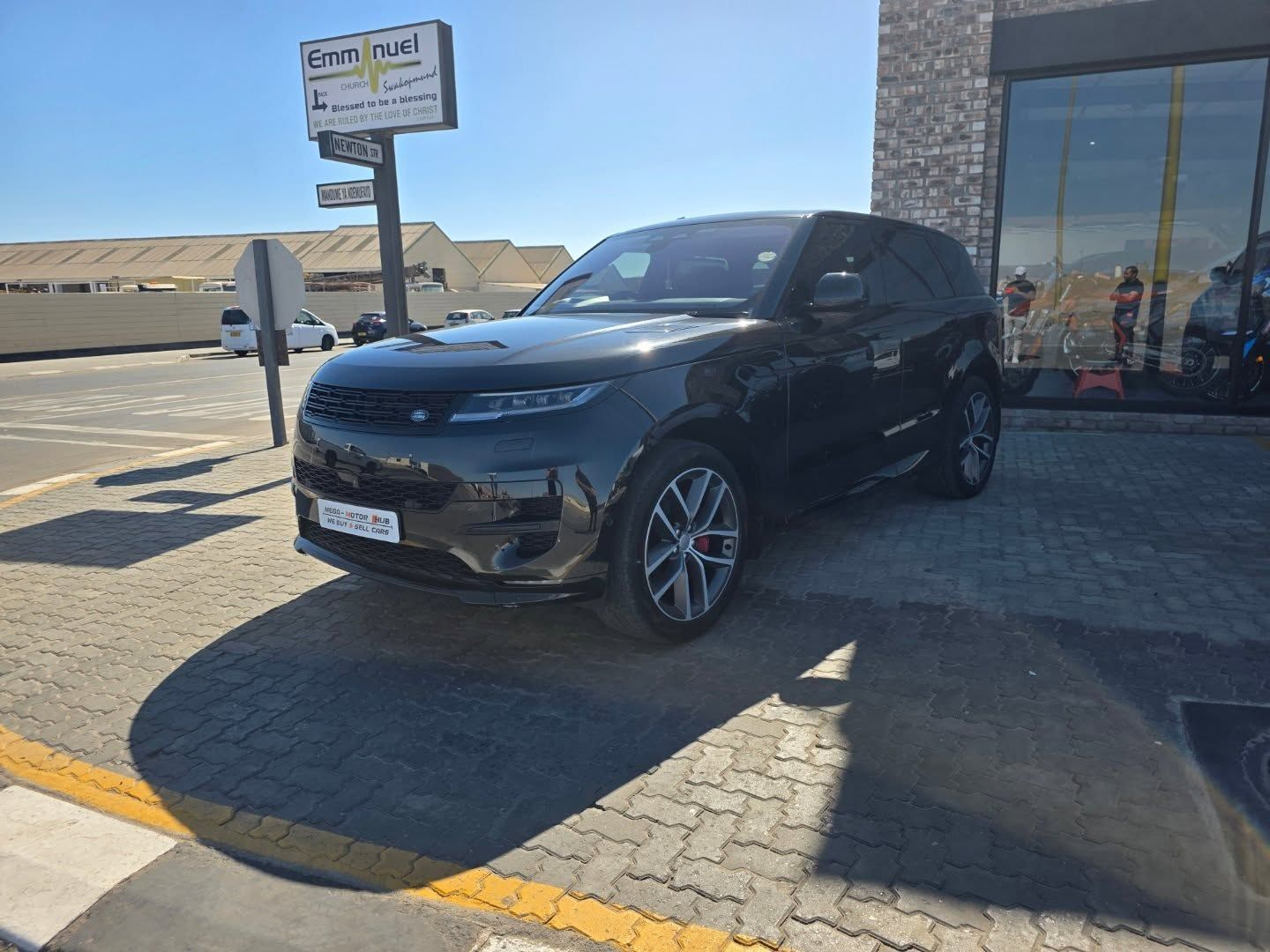 Lyalonga Land Rover Range Rover Sport atulanditha mo Namibia