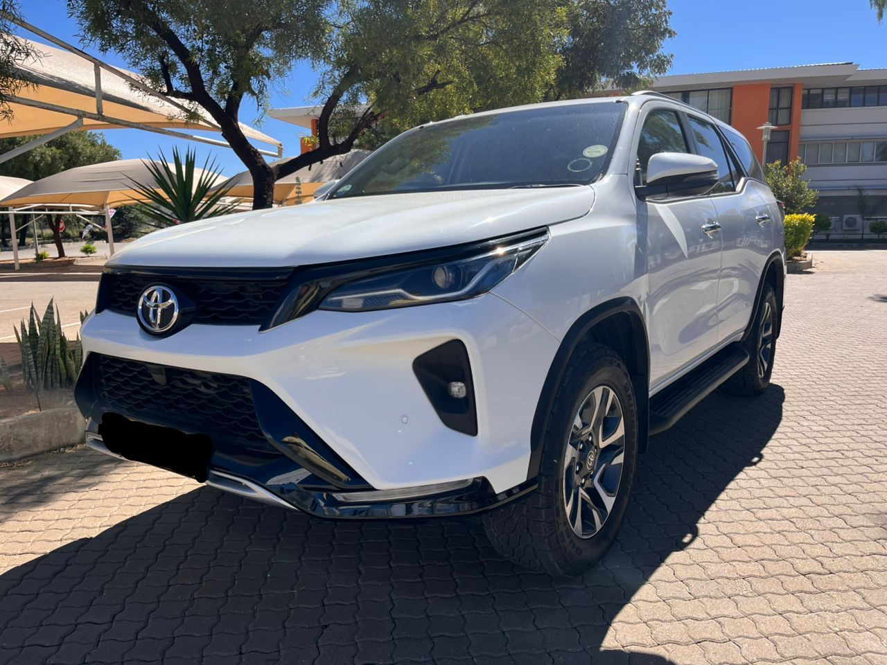 Lyalonga Toyota Fortuner atulanditha mo Namibia