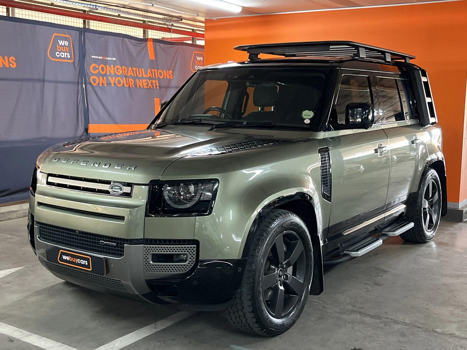 Lyalonga Land Rover Defender atulanditha mo Namibia