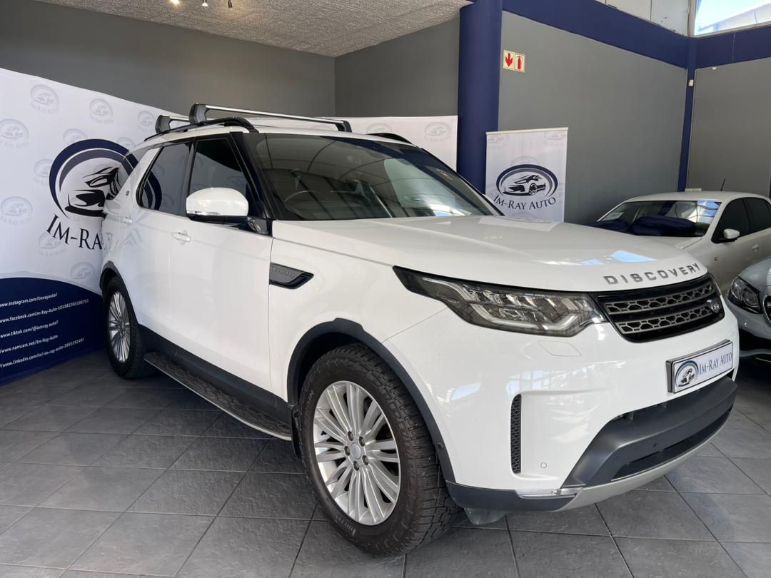 Lyalonga Land Rover Discovery atulanditha mo Namibia