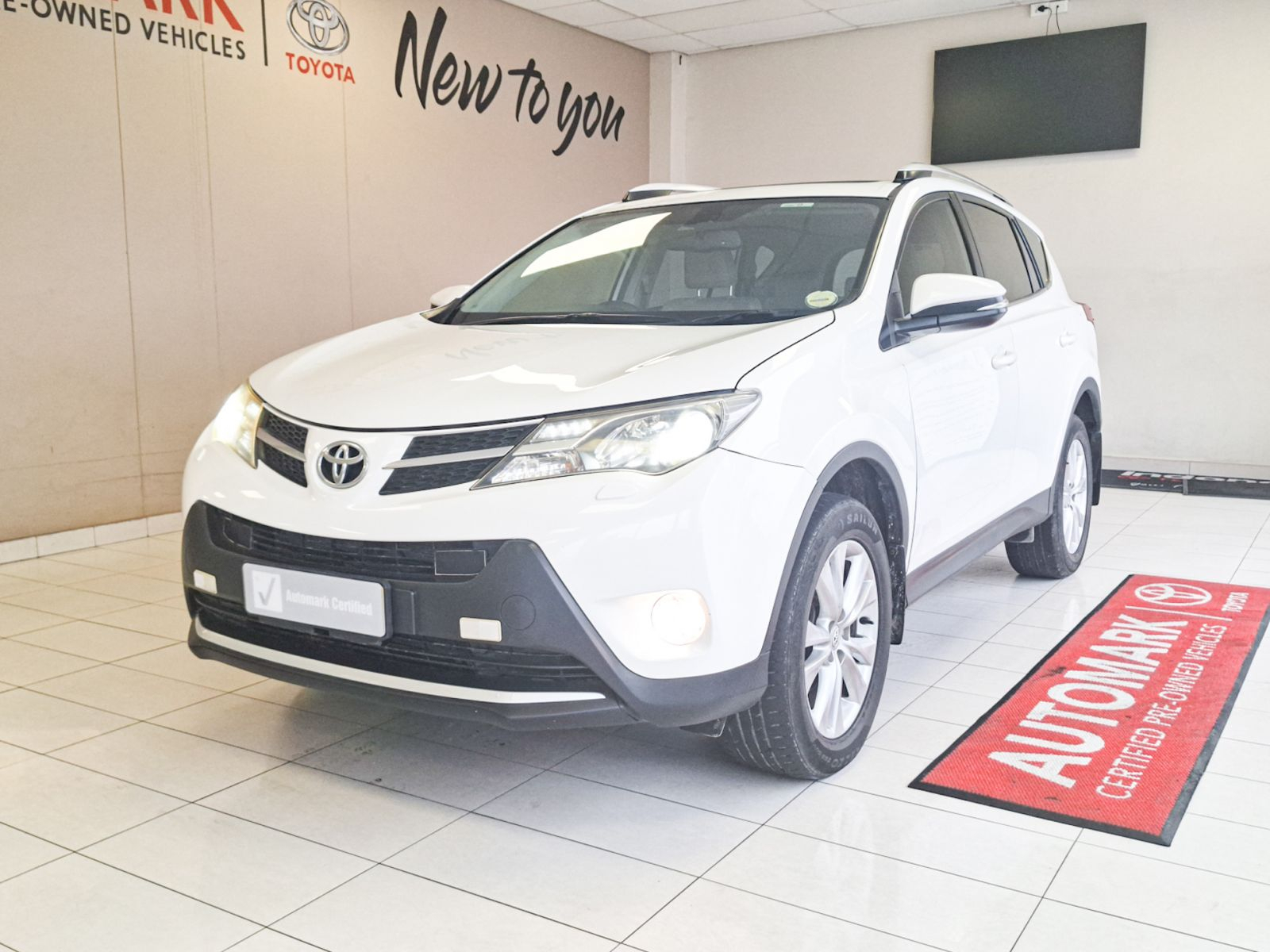 Lyalonga Toyota Rav4 atulanditha mo Namibia