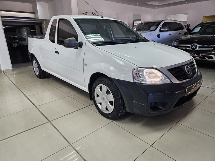 Lyalonga Nissan NP200 atulanditha mo Namibia