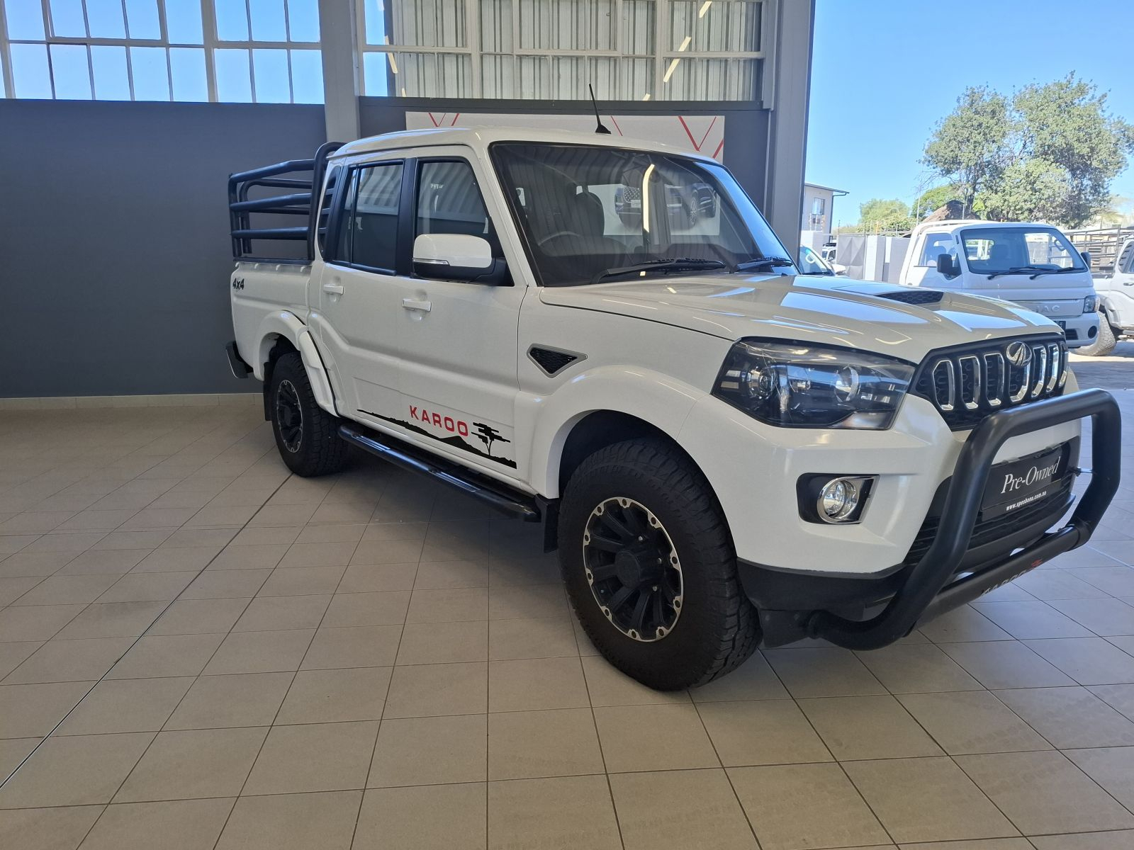 Lyalonga Mahindra PIK UP atulanditha mo Namibia