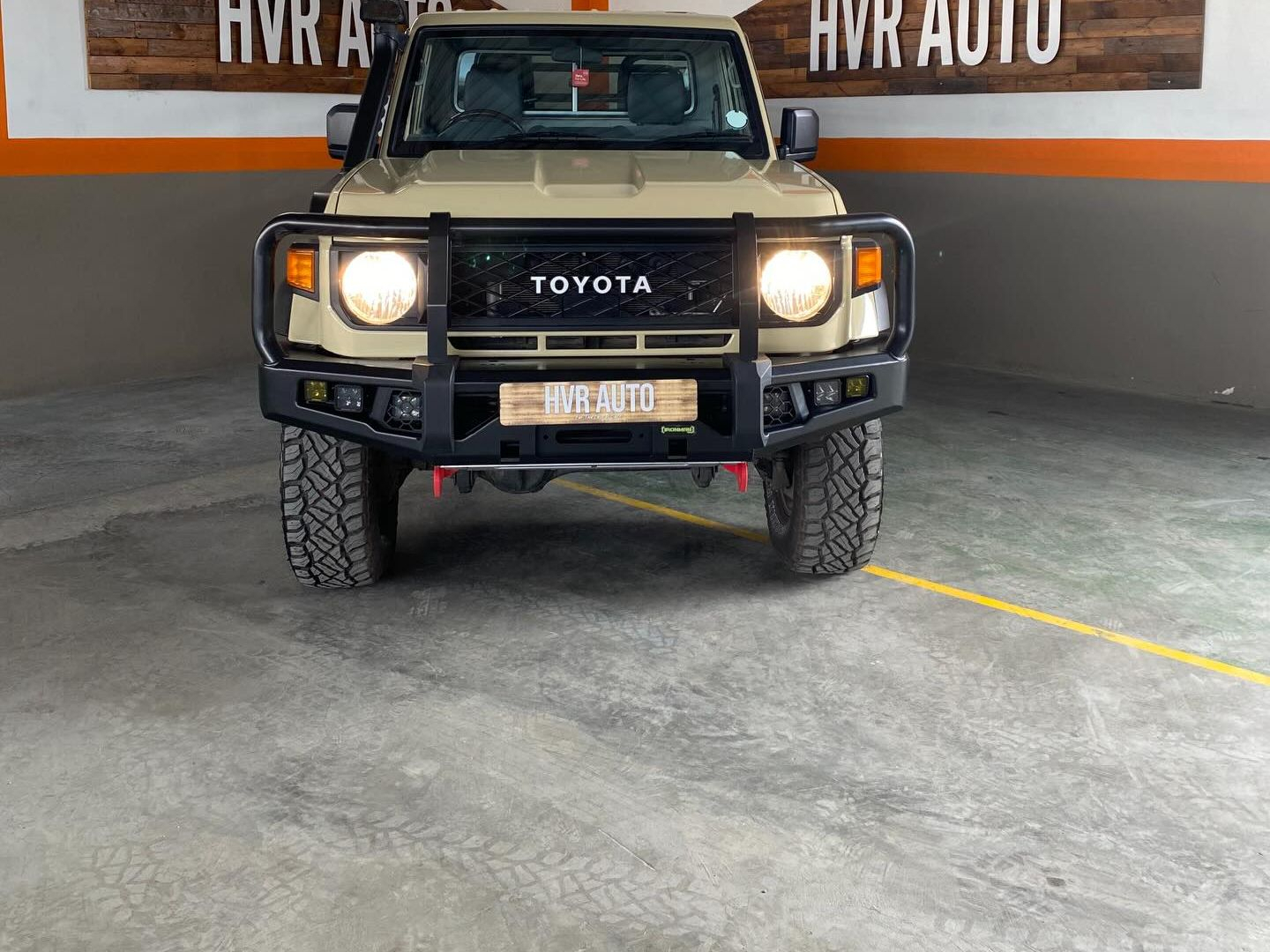 Lyalonga Toyota Land Cruiser atulanditha mo Namibia