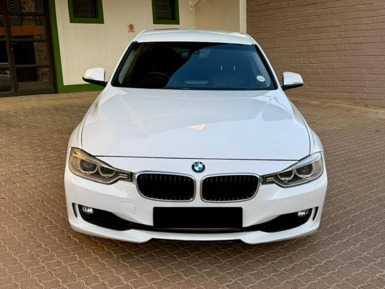 Lyalonga BMW 3 Series atulanditha mo Namibia