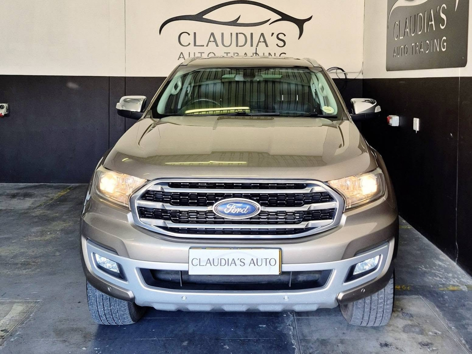 Lyalonga Ford Everest atulanditha mo Namibia