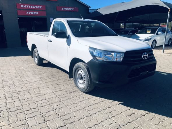 Lyalonga Toyota Hilux atulanditha mo Namibia