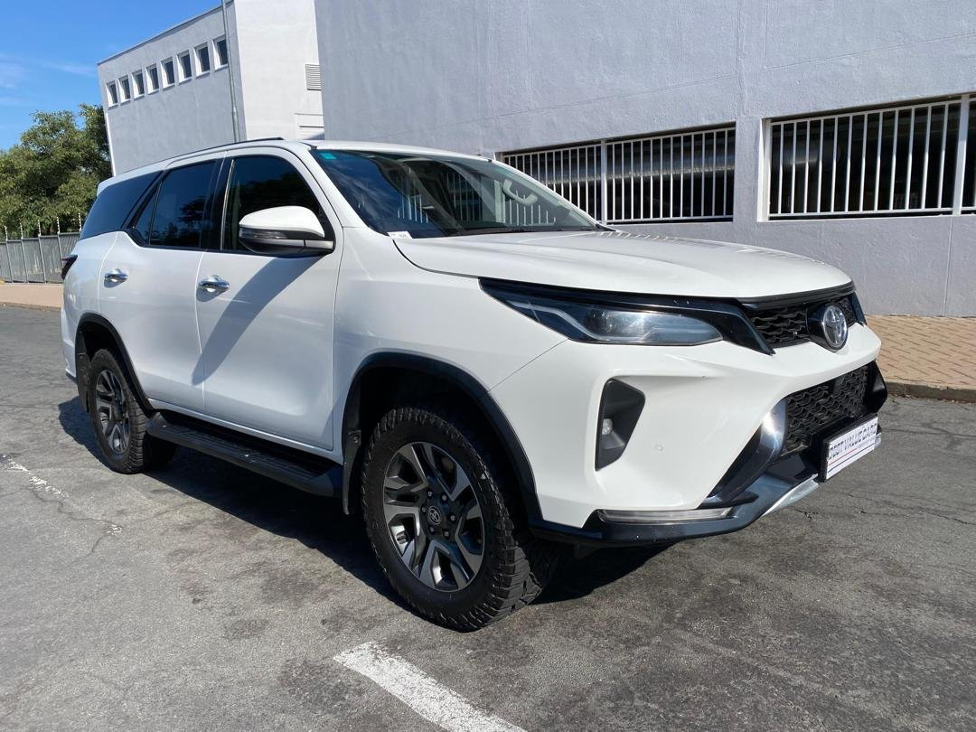 Lyalonga Toyota Fortuner atulanditha mo Namibia