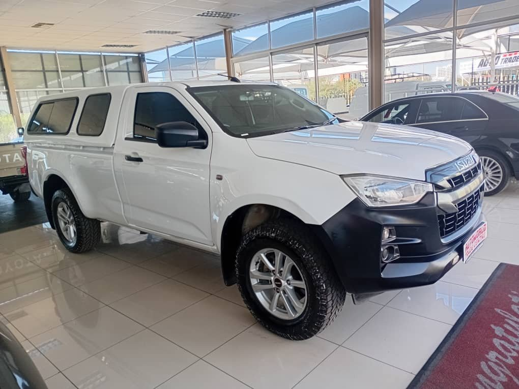 Lyalonga Isuzu D-MAX atulanditha mo Namibia