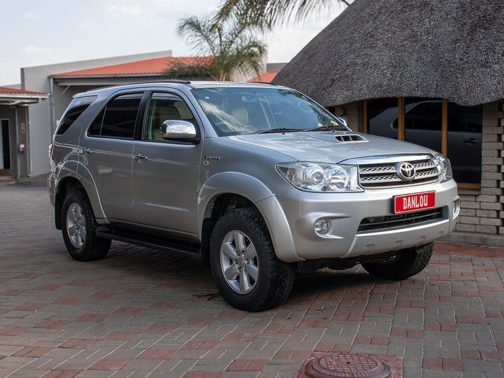Lyalonga Toyota Fortuner atulanditha mo Namibia