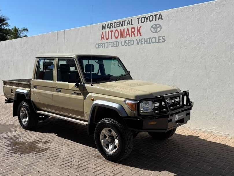Lyalonga Toyota Land Cruiser atulanditha mo Namibia