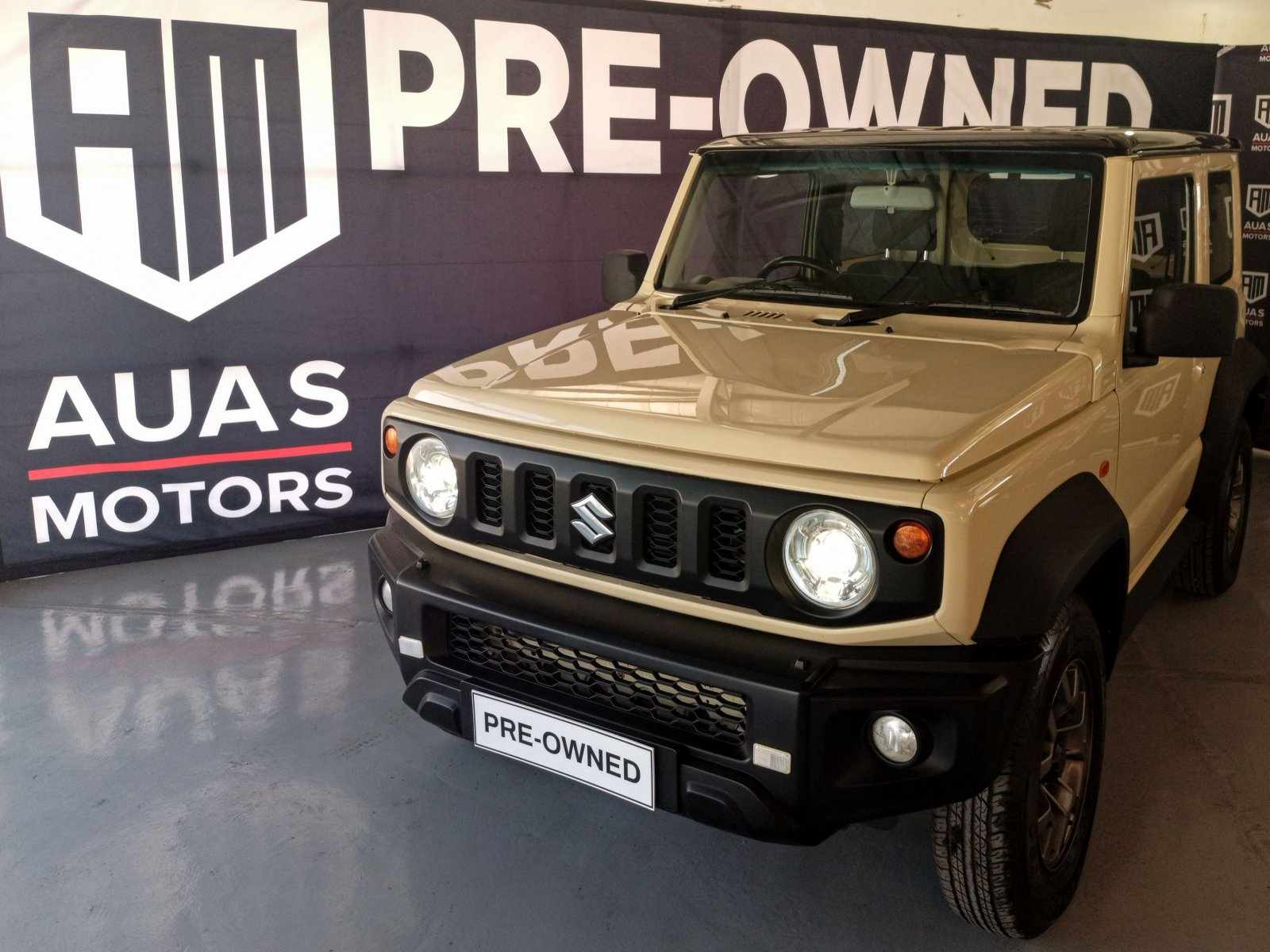 Lyalonga Suzuki Jimny atulanditha mo Namibia