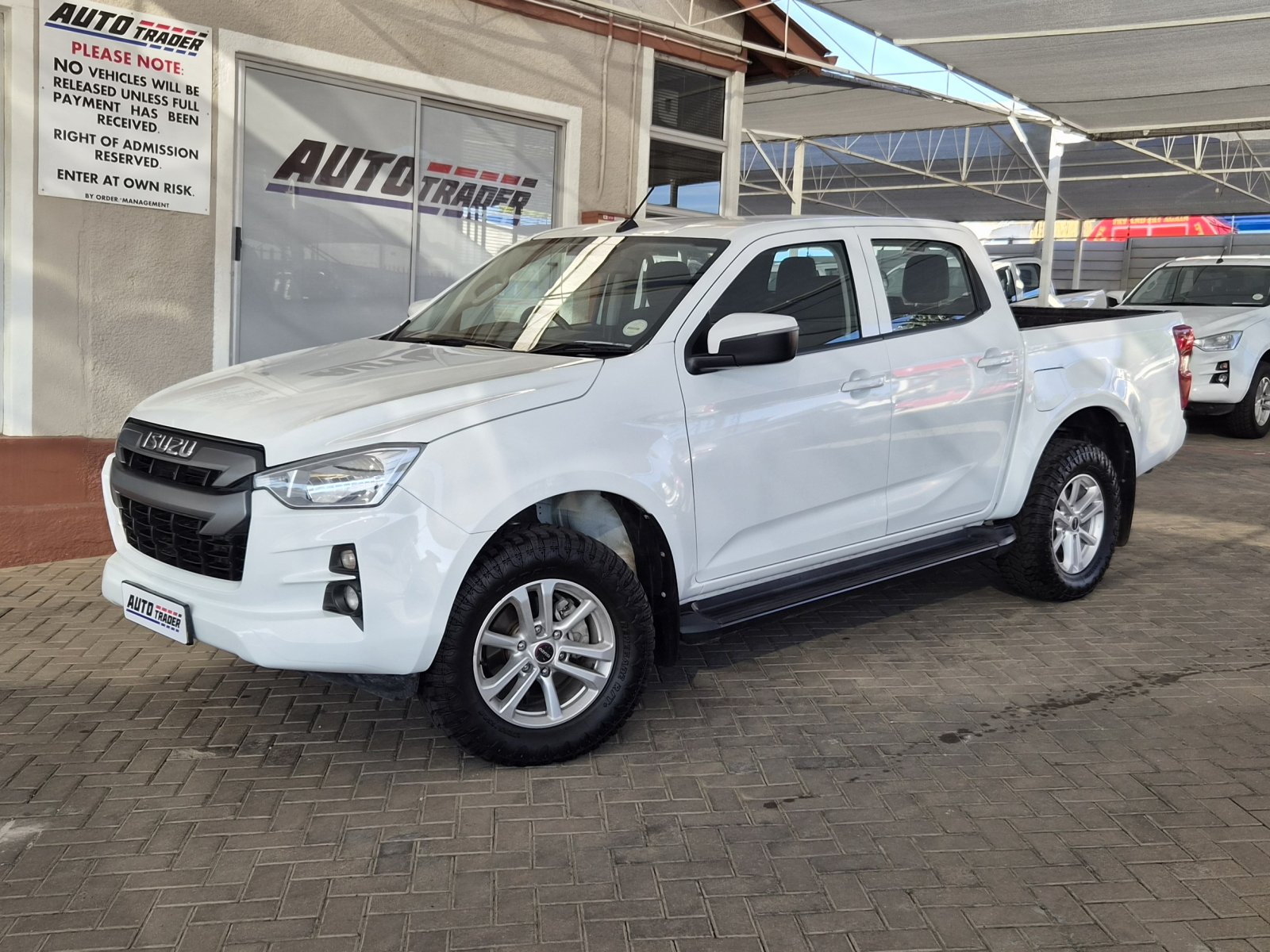 Lyalonga Isuzu D-MAX atulanditha mo Namibia