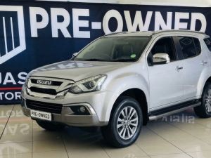 Isuzu MU-X