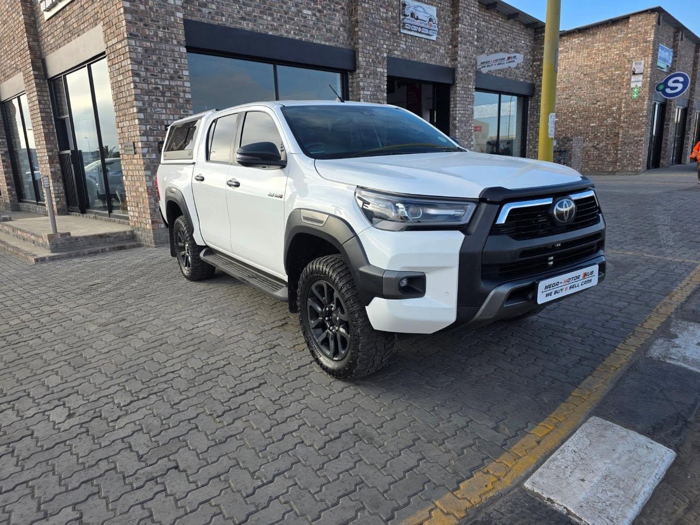 Lyalonga Toyota Hilux atulanditha mo Namibia