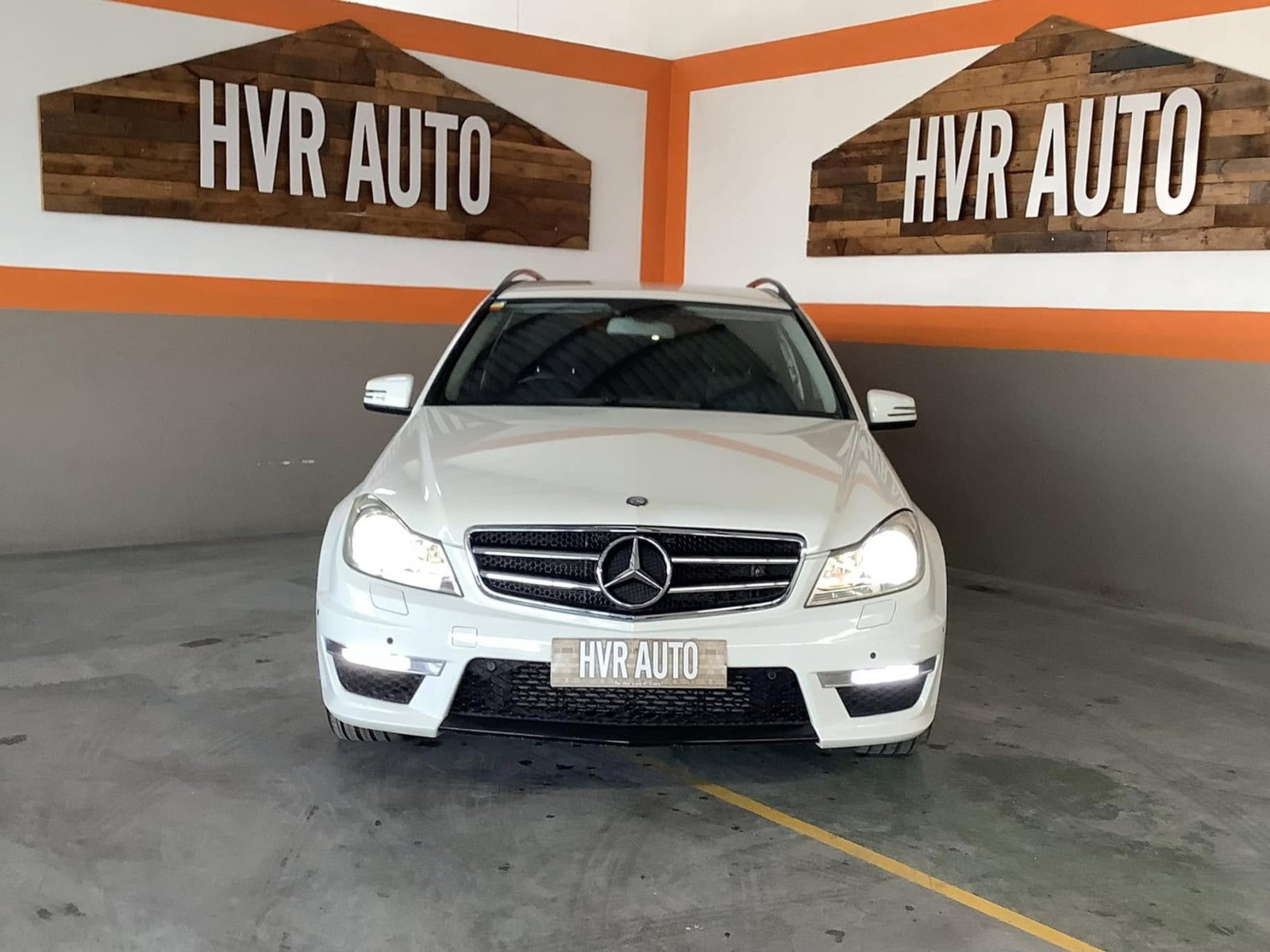 Lyalonga Mercedes-Benz C Class atulanditha mo Namibia
