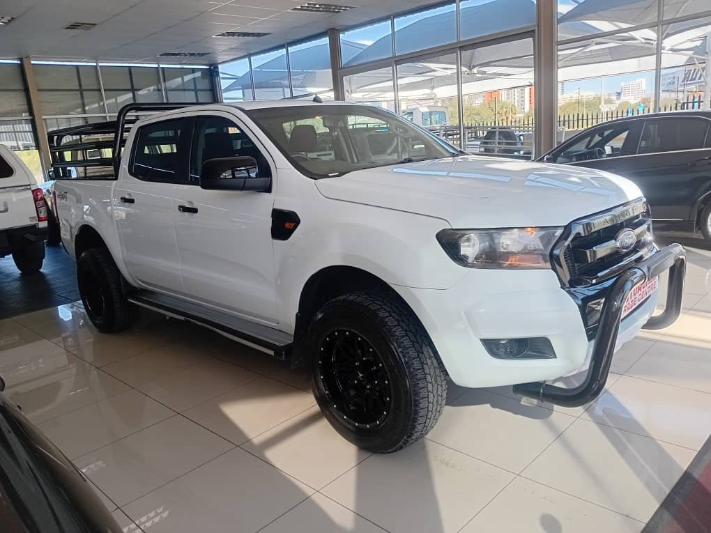 Lyalonga Ford Ranger atulanditha mo Namibia