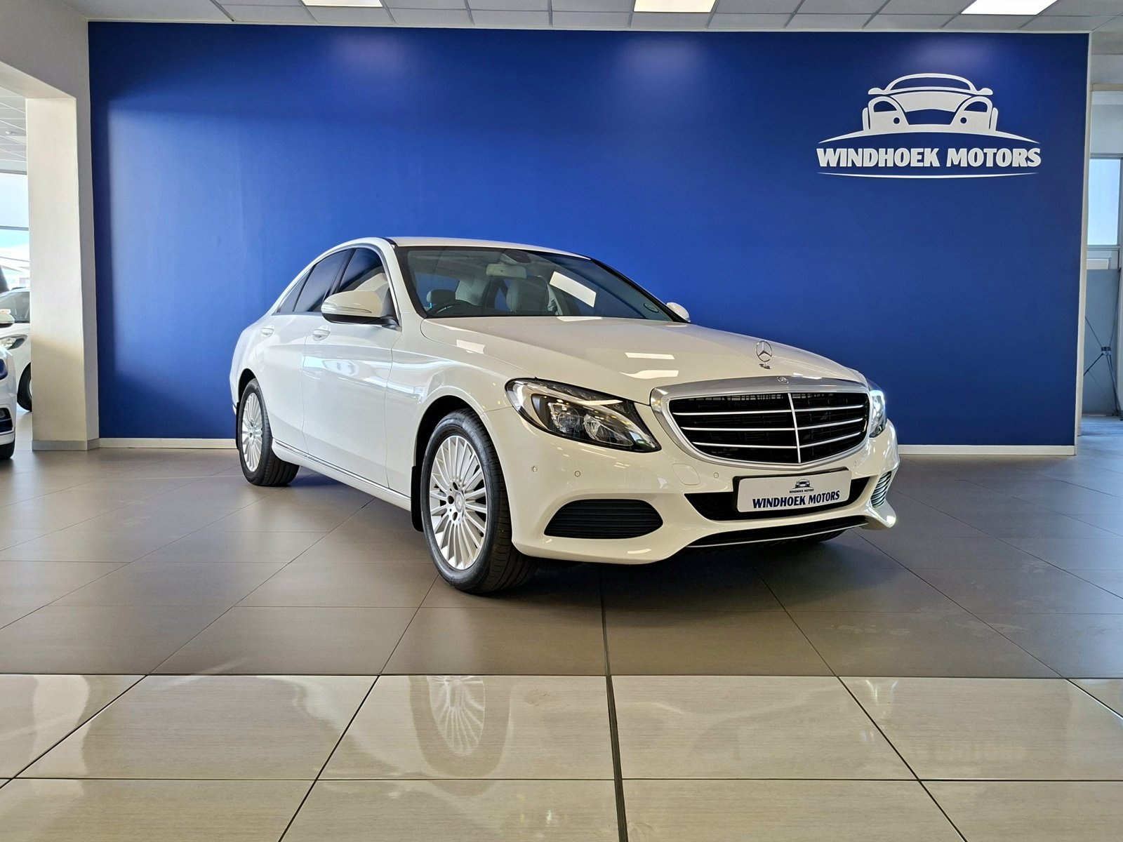 Lyalonga Mercedes-Benz C Class atulanditha mo Namibia