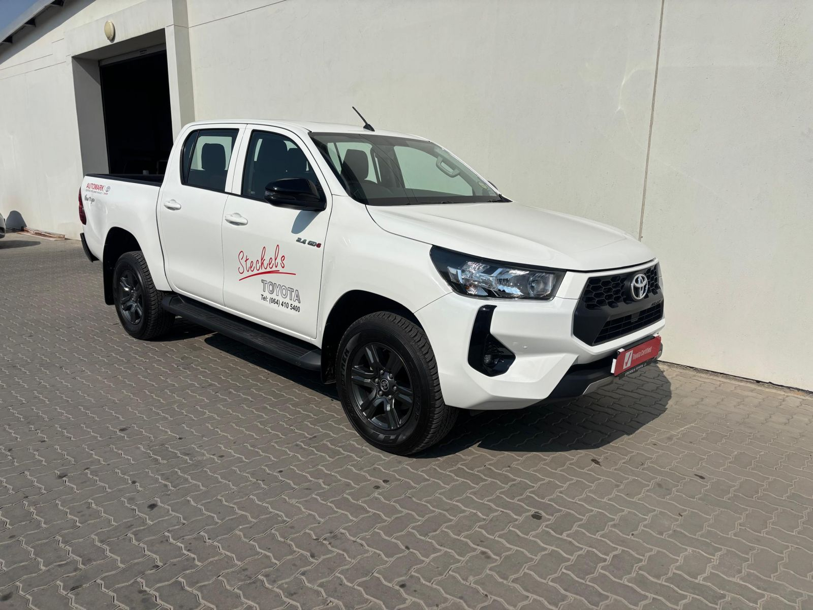 Lyalonga Toyota Hilux atulanditha mo Namibia