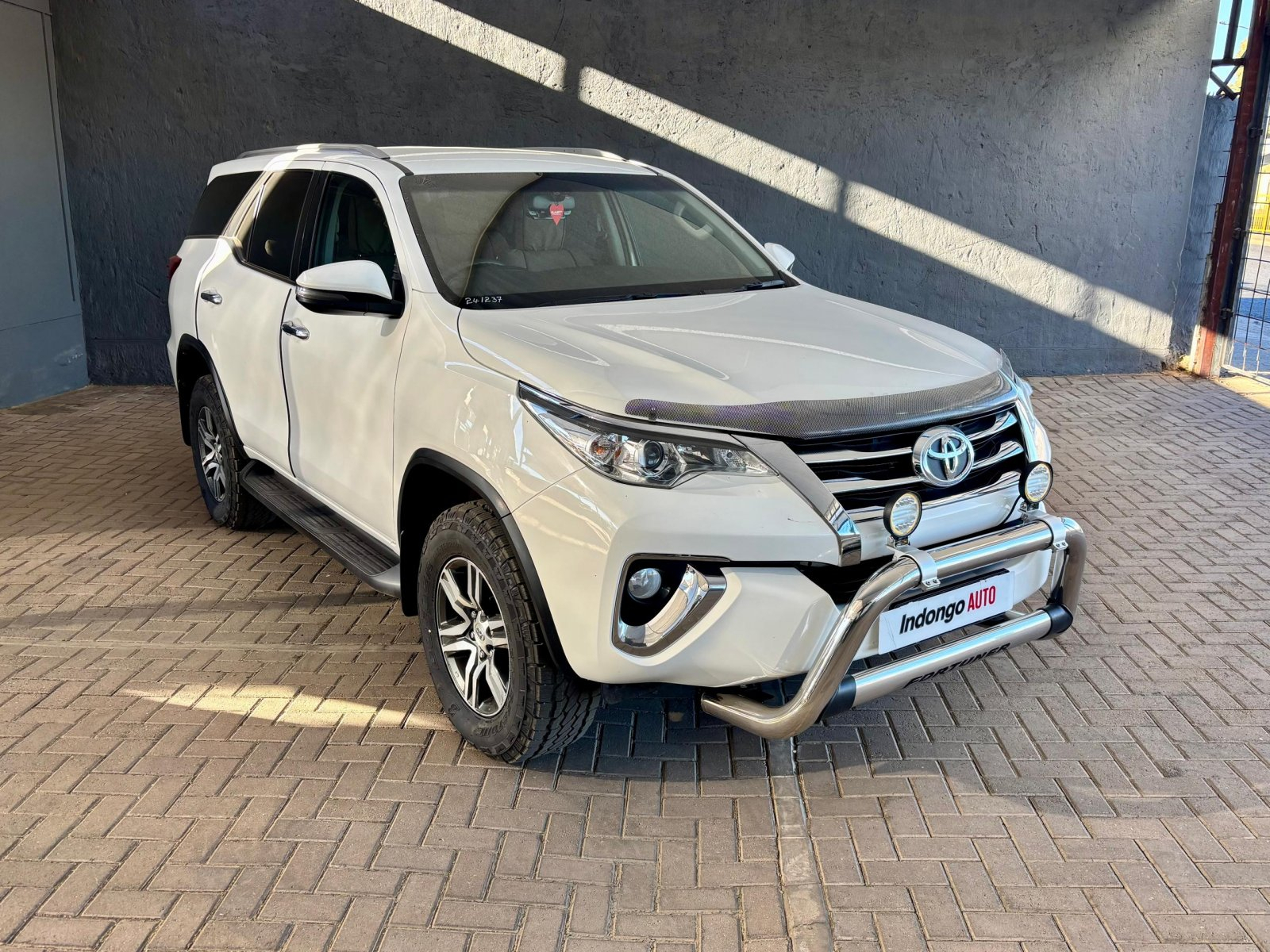 Lyalonga Toyota Fortuner atulanditha mo Namibia