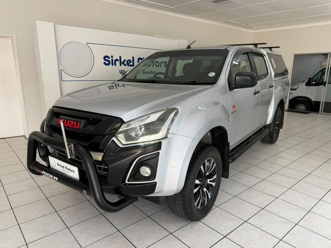Lyalonga Isuzu D-MAX atulanditha mo Namibia