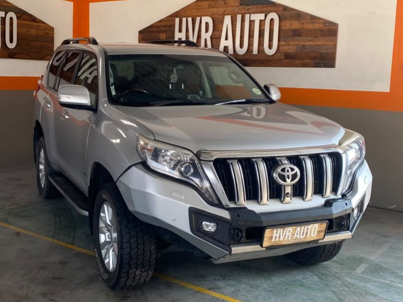 Lyalonga Toyota Land Cruiser atulanditha mo Namibia