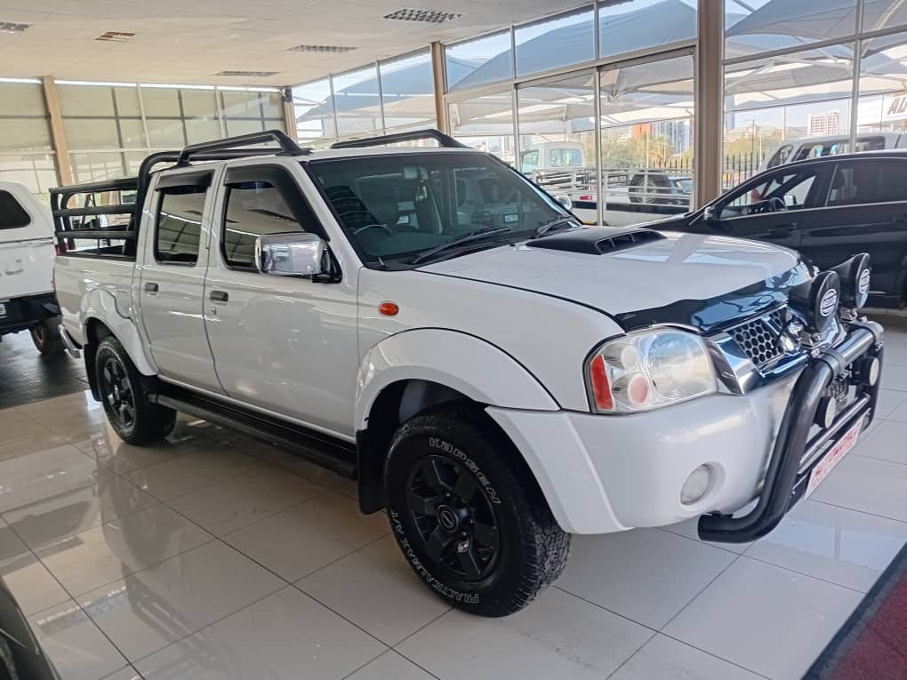 Lyalonga Nissan NP300 atulanditha mo Namibia