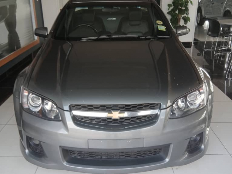 Lyalonga Chevrolet Lumina atulanditha mo Namibia