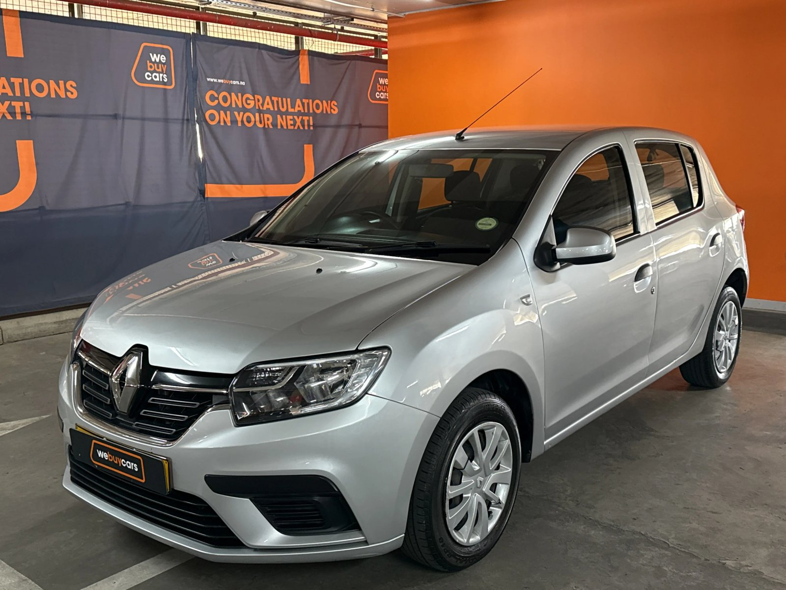 Lyalonga Renault Sandero atulanditha mo Namibia