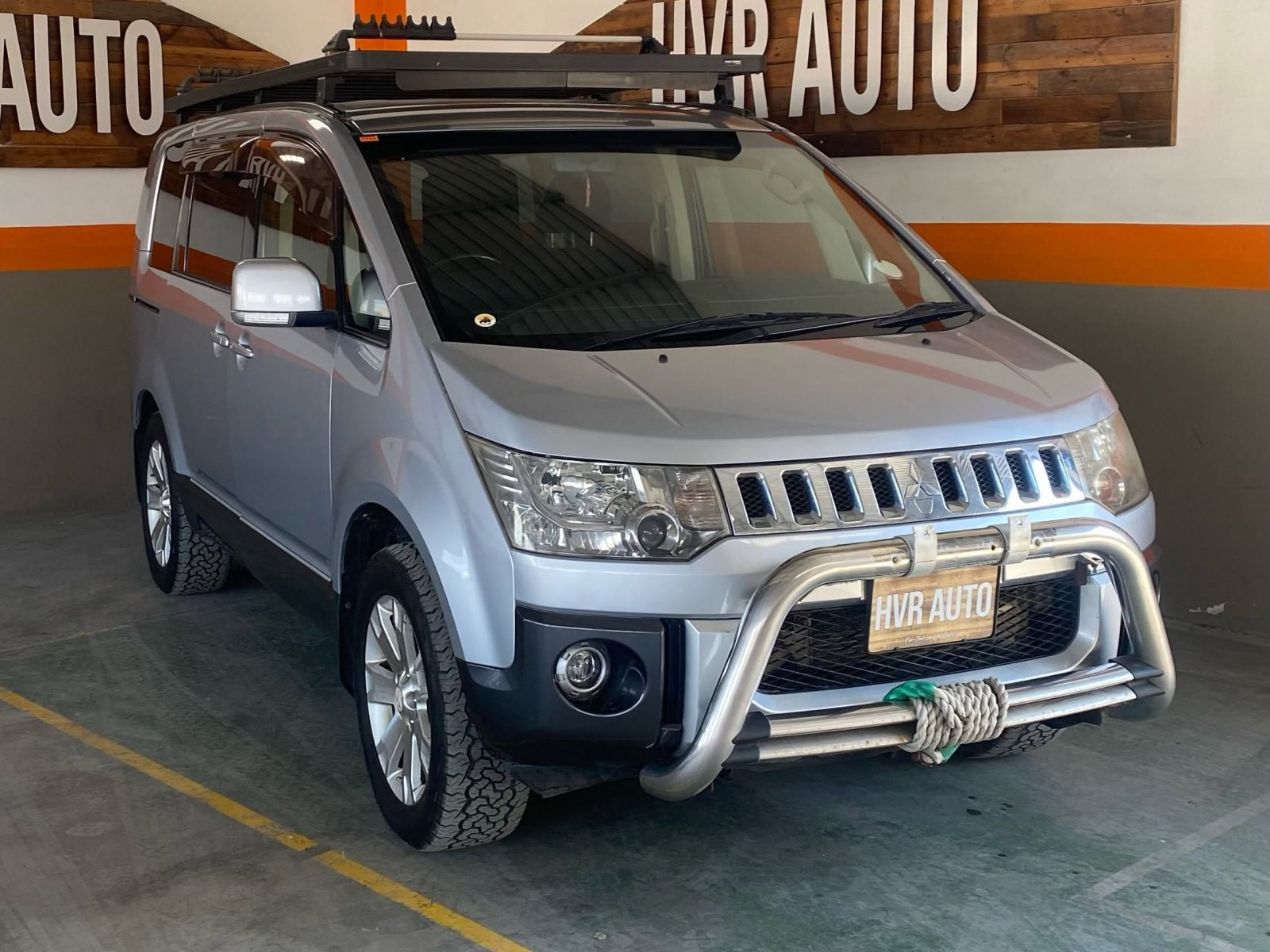 Lyalonga Mitsubishi Delica atulanditha mo Namibia
