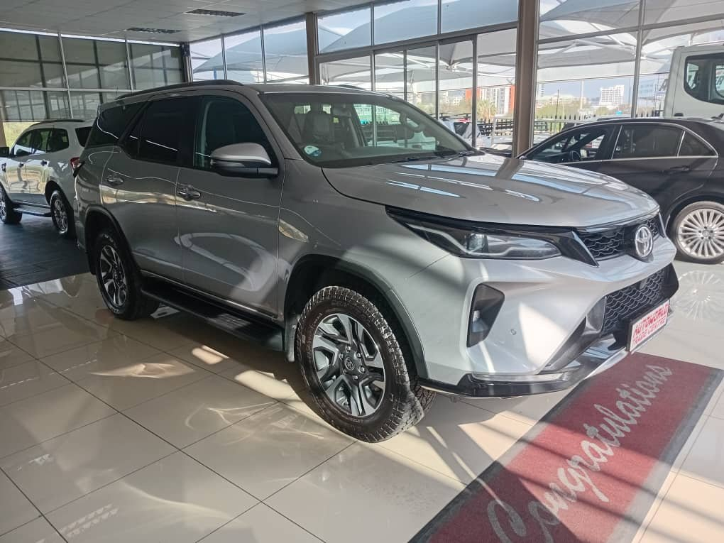 Lyalonga Toyota Fortuner atulanditha mo Namibia