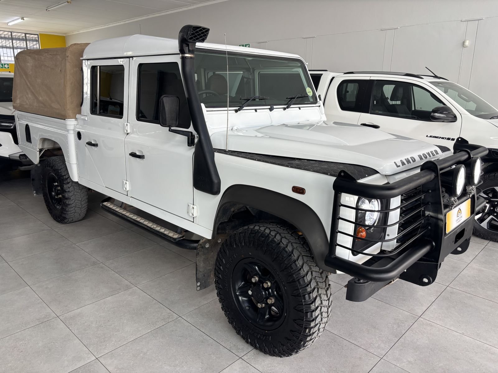 Lyalonga Land Rover Defender atulanditha mo Namibia