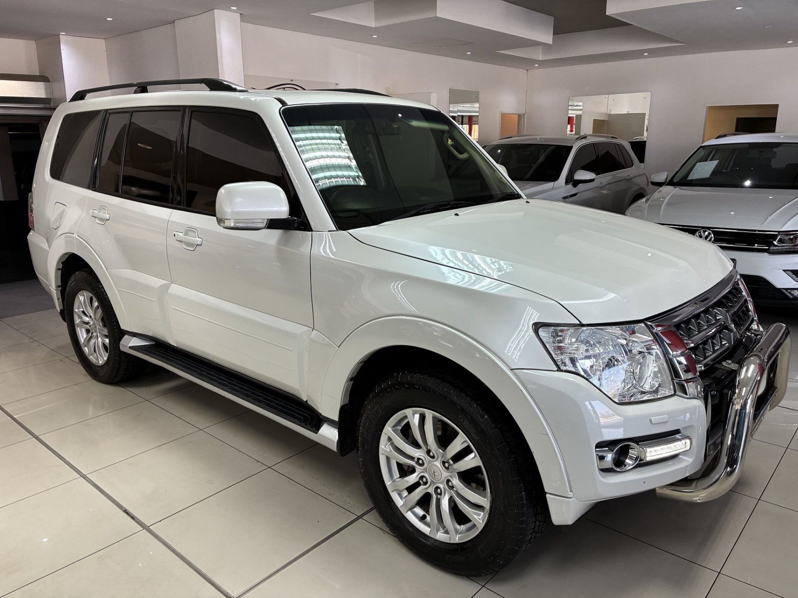 Lyalonga Mitsubishi Pajero atulanditha mo Namibia