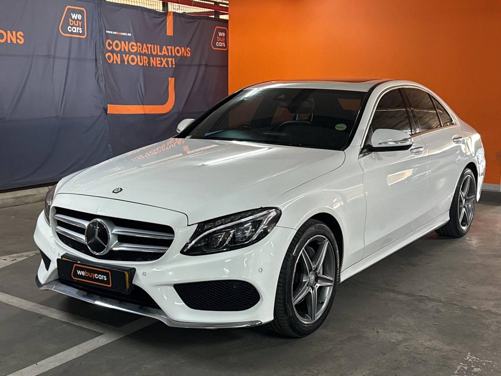 Lyalonga Mercedes-Benz C Class atulanditha mo Namibia
