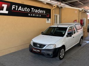 Nissan NP200