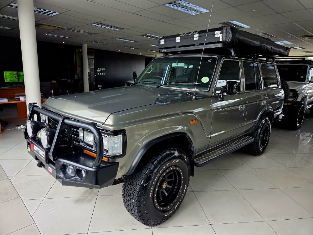 Lyalonga Toyota Land Cruiser atulanditha mo Namibia