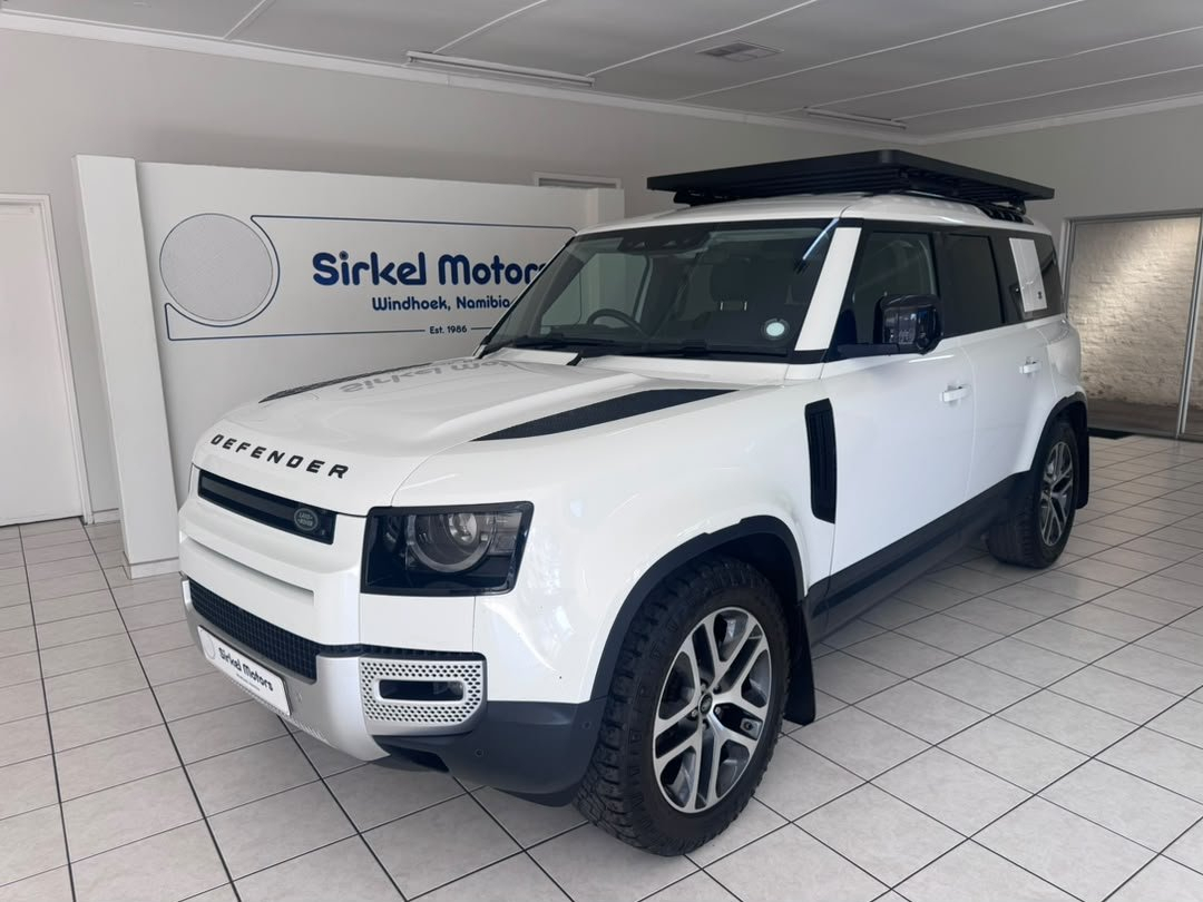 Lyalonga Land Rover Defender atulanditha mo Namibia