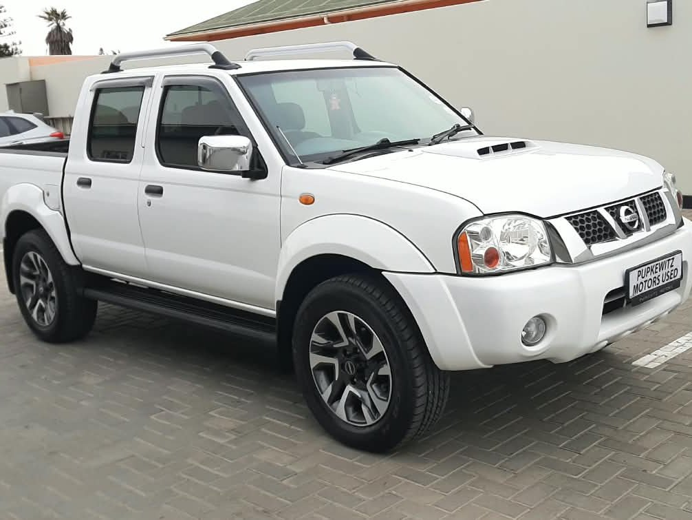 Lyalonga Nissan NP300 atulanditha mo Namibia