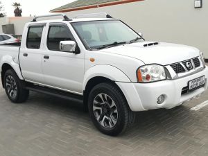 Nissan NP300